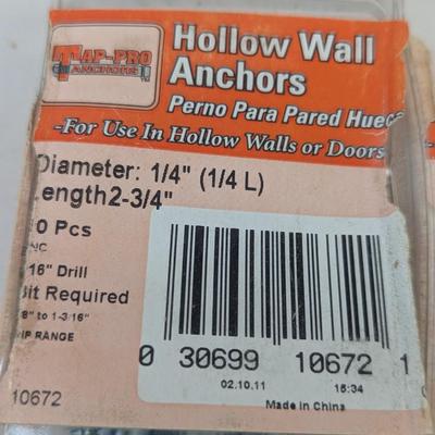 Toggle Bolts Picture Hanging Hardware