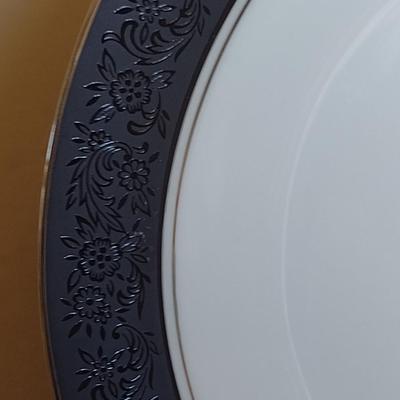 Noritake Dinnerware Set- Mirano Pattern- Approx 38 Pieces