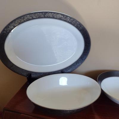 Noritake Dinnerware Set- Mirano Pattern- Approx 38 Pieces