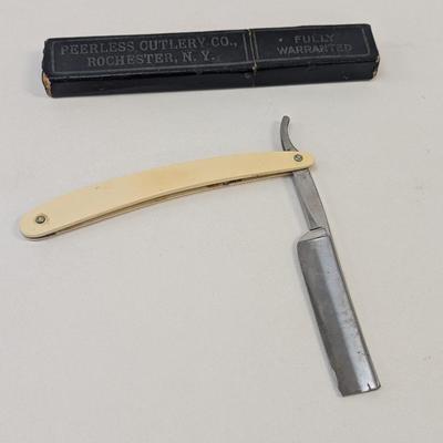 Peerless Cutlery CO. Rochester N.Y. Straight Razor