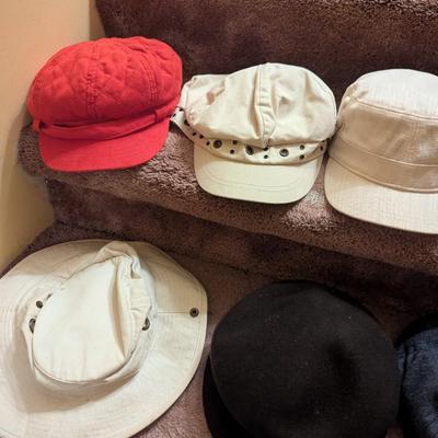 Various Hats & Caps Bush Hats Newsboy & Bucket Hats Choice B
