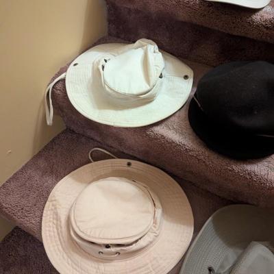 Various Hats & Caps Bush Hats Newsboy & Bucket Hats Choice B
