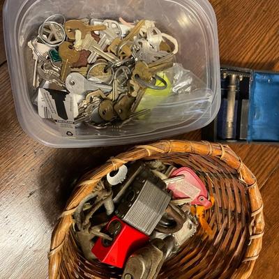 More locks and keys with razor