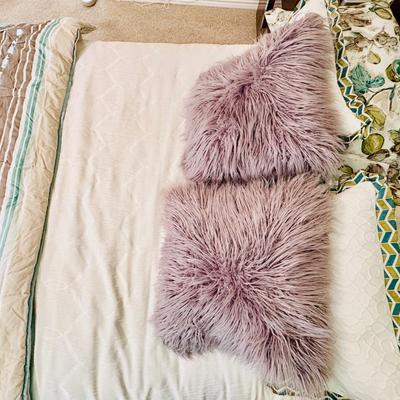 Furniture - Guest Bedroom - Queen Bed - Italian Design Group + Custom Bedding - Side Rail is damaged