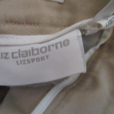 Woman's Casual/Business Clothing Suits Shirts & Jackets Size 12/14 & M/L Some Of The Brands Include Kim Rogers Liz Claiborne...