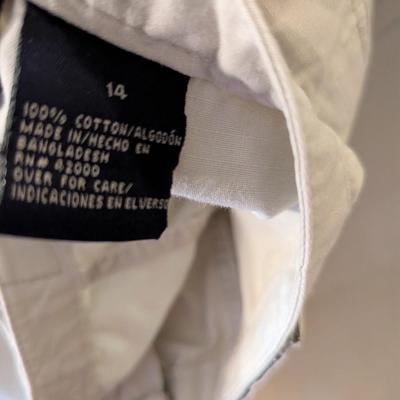Woman's Shirts & Pants & Jackets Size M/L 12/14 Brands Include Bill Blass Ruby Rd Ralph Lauren Route 66 Classic Elements Liz...