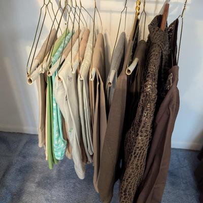 Woman's Shirts & Pants & Jackets Size M/L 12/14 Brands Include Bill Blass Ruby Rd Ralph Lauren Route 66 Classic Elements Liz...