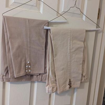 Woman's Shirts & Pants & Jackets Size M/L 12/14 Brands Include Bill Blass Ruby Rd Ralph Lauren Route 66 Classic Elements Liz...