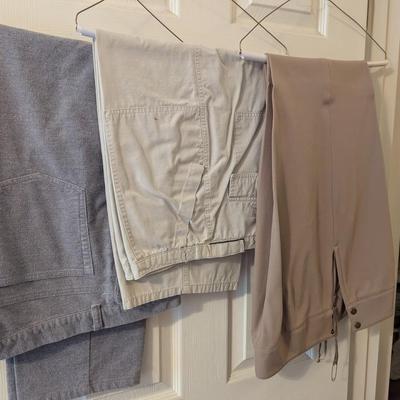 Woman's Shirts & Pants & Jackets Size M/L 12/14 Brands Include Bill Blass Ruby Rd Ralph Lauren Route 66 Classic Elements Liz...