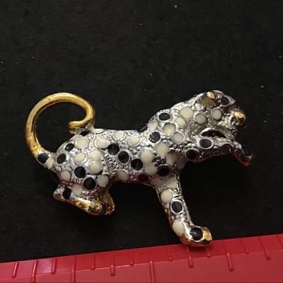 Leopard Pin/ Brooch