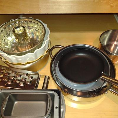 Collection of Kitchen Ware- Drinkware, Dishes, Storage Containers, Cookware, Bakeware, etc.