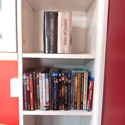 "MURDER SHE WROTE", "NORTHERN EXPOSURE" AND MOVIES ON DVD