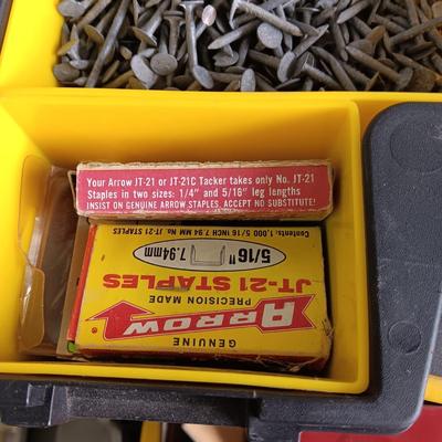 HARDWARE IN PORTABLE ORGANIZERS (2)