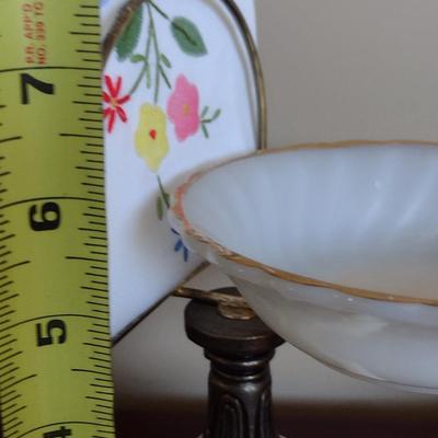 Soap Dish with Guest Towel Holder on Marble Base