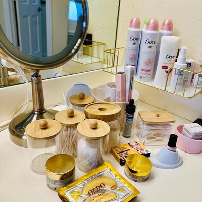 Master Bathroom - Personal Care Lot 2- Bamboo & mirror + more