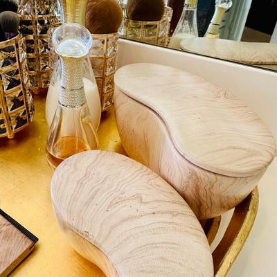 Master Bathroom - Personal Care Lot 4 - Golden glam