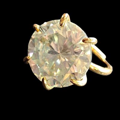 Moissanite Diamond 15 CT