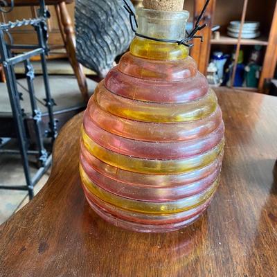 Bee Hive Shape Insect Catcher