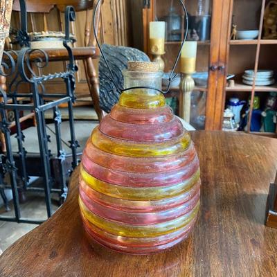 Bee Hive Shape Insect Catcher