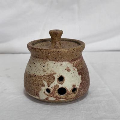 Christopher Bragg Platter and Other Pottery (LR-DZ)