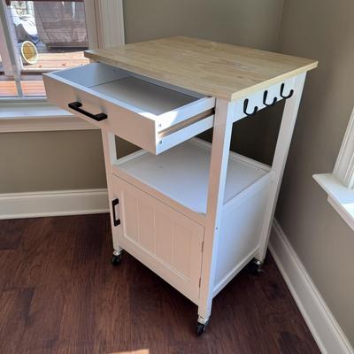 Rolling Kitchen Island w/ Single Door Cabinet (K-DZ)