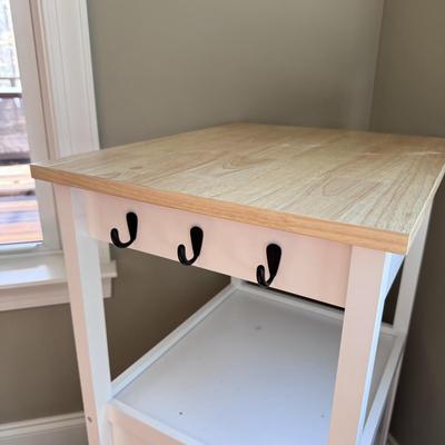 Rolling Kitchen Island w/ Single Door Cabinet (K-DZ)