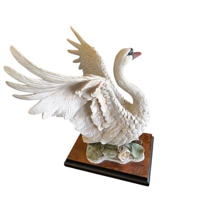 Art - Armani - Swan