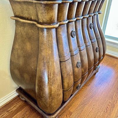 Furniture - Entry Chest Three Drawer