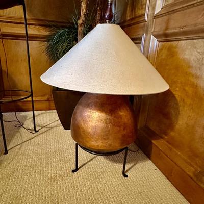 Decor - Family Room - Pair of Lamps & large faux tree