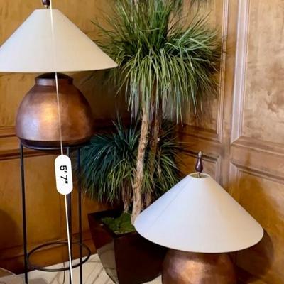 Decor - Family Room - Pair of Lamps & large faux tree