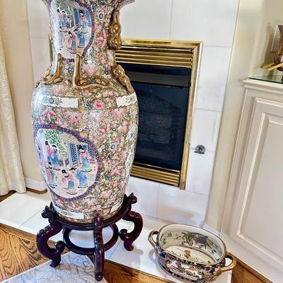 Decor - Living Room - Palace Size Famille Rose Urn on stand and foot bath