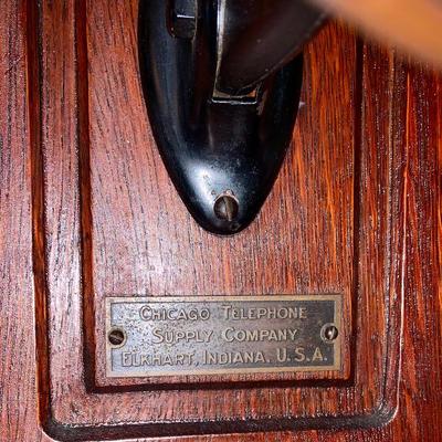 LOT227: Antique Early 20th Centrury Chicago Telephone Supply Company Wood Wall Crank Telephone