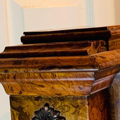 LOT 243: Antique Wood Faux Marble Seth Thomas Mechanical Mantle Clock