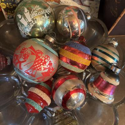 LOT 271: Vintage Christmas: Ornaments, Little Golden Books & Cookie Cutters