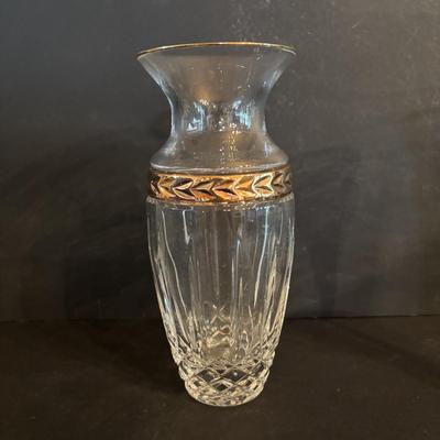 LOT 272: Elegant Crystal Collection: Waterford, Lenox, Atlas Blue Swirl Glass Serving Bowl, Water Goblets w/Black Glass Base, Black Glass...