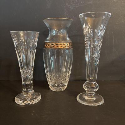LOT 272: Elegant Crystal Collection: Waterford, Lenox, Atlas Blue Swirl Glass Serving Bowl, Water Goblets w/Black Glass Base, Black Glass...