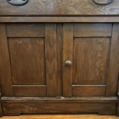 LOT 275: Antique Oak Dresser/Washstand