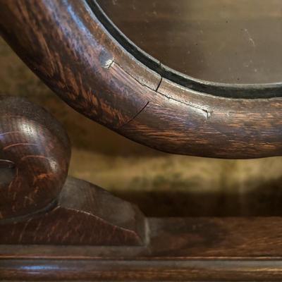 LOT 275: Antique Oak Dresser/Washstand