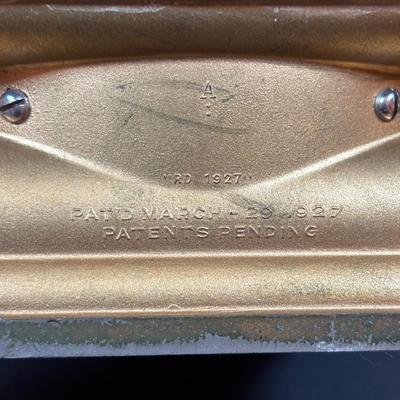 LOT 283: Vintage Wind-Up Alarm Clock: Westclox Big Ben, Ward's Old Reliable and 1879 Edison Lamp Replica