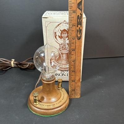 LOT 283: Vintage Wind-Up Alarm Clock: Westclox Big Ben, Ward's Old Reliable and 1879 Edison Lamp Replica