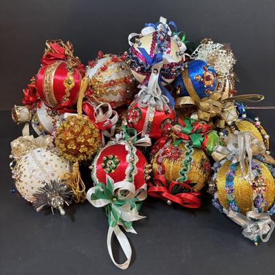 LOT 288: Vintage Hand-Crafted Unique Beaded/Jeweled Christmas Ornaments