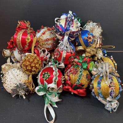 LOT 288: Vintage Hand-Crafted Unique Beaded/Jeweled Christmas Ornaments