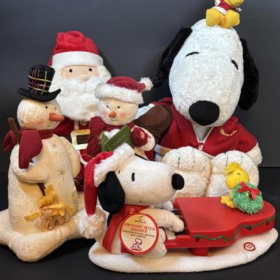 LOT 291: Macy's Christmas Snoopy, Hallmark Polar Express Santa. Hallmark Caroling Snowmen & Swingin" w/Snoopy