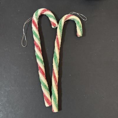 LOT 290: Holiday Candle Collection & More: Santa & Snowman Tapered Candles,Gift Bag Music Boxes, Gold Bead Garland, Peppermint...