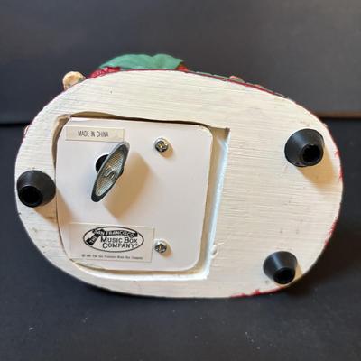 LOT 292: Festivities by Enesco Snowflakes (16), Enesco Small World of Music, Holiday Picture Frames, San Francisco Music Co., Schmid...