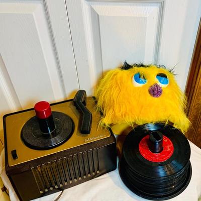 LOT 298: Vintage RCA Victor "Portable" Tube Record Player Model 45-EY-2 with Case and an Assortment of Vintage 45's and...