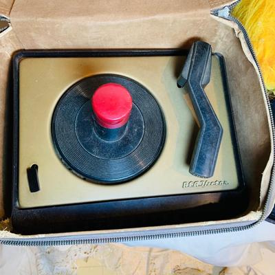 LOT 298: Vintage RCA Victor "Portable" Tube Record Player Model 45-EY-2 with Case and an Assortment of Vintage 45's and...