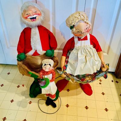 LOT 304: Vintage Annalee Holiday Dolls - Large Santa and Mrs Claus and Woman with Plum Pudding Dated 1971