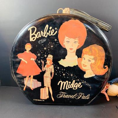 LOT 307: Vintage 1963 Barbie and Midge Travel Pals Doll Case and Barbie Cloths and Assessories Including a American Airline Stewardess...