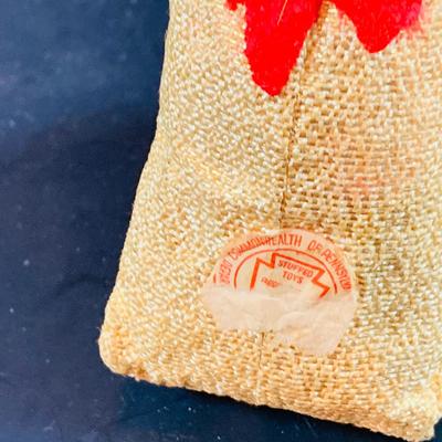 LOT 321: Collection of Vintage Holiday Elfs and Knee Huggers and a Vintage Fenwick the Elf Vinyl Album